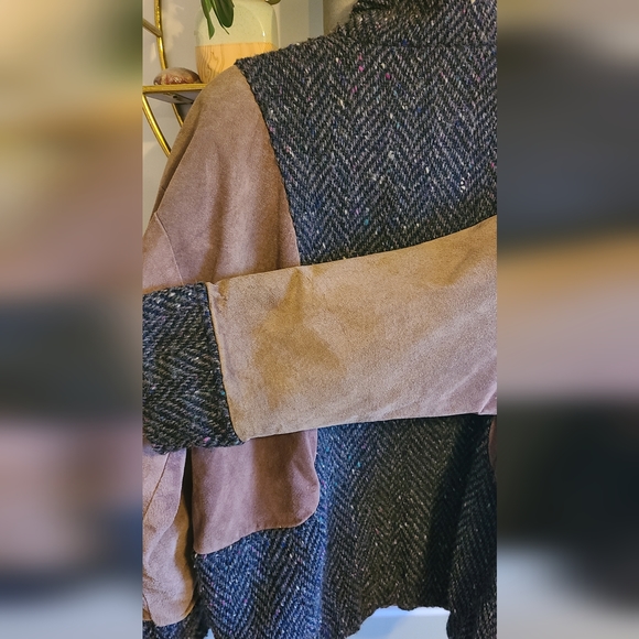 AMAZING Vintage Hand Woven Suede and Wool Jacket - Picture 6 of 8